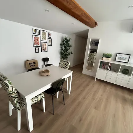 アパート Cocon Chaleureux Au Coeur De